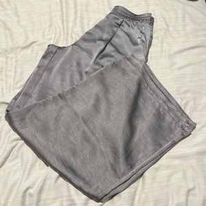 Forever 21 satan steeple grey wide leg pant long size S
